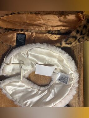 2XFaux Fur Scarf - BUNDLE OF 2 - Cream and Leopard Print
